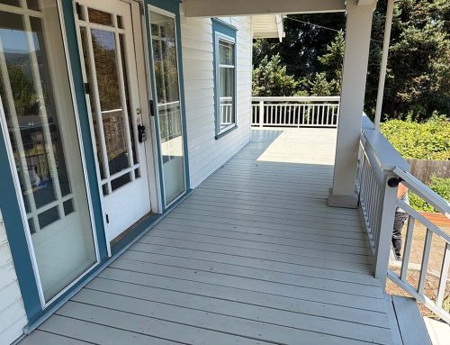 Cascade St. Hood River Deck & Railing Staining